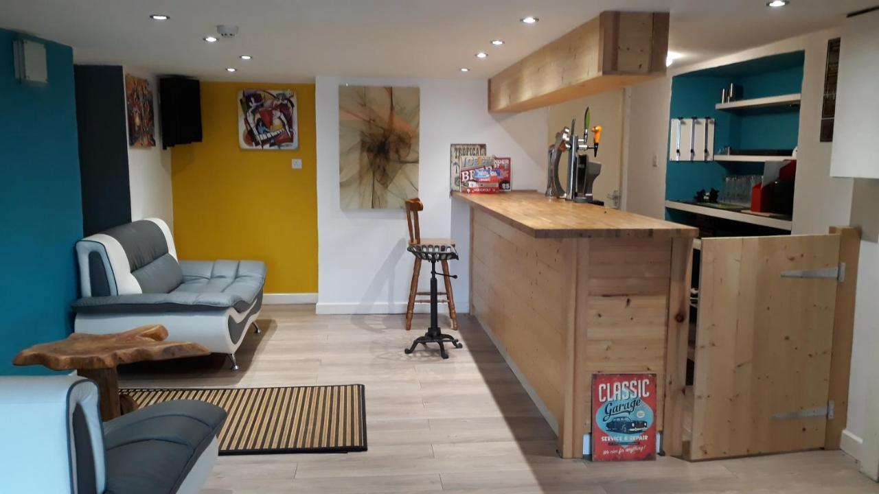 Blue Room Hostel Newquay 新码头 外观 照片