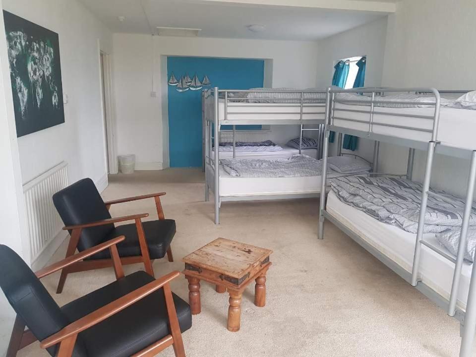 Blue Room Hostel Newquay 新码头 外观 照片