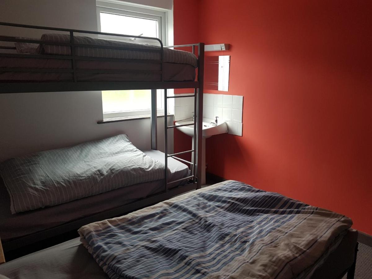 Blue Room Hostel Newquay 新码头 外观 照片