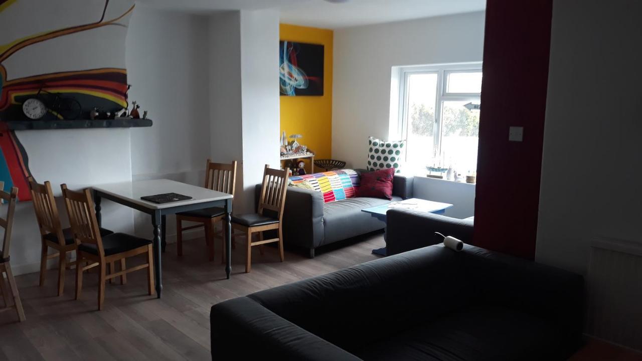 Blue Room Hostel Newquay 新码头 外观 照片