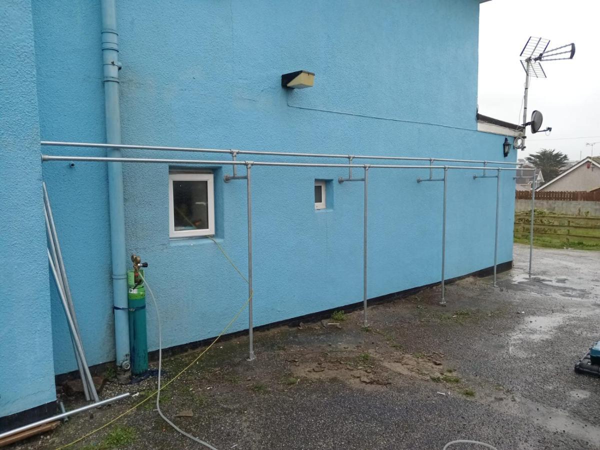 Blue Room Hostel Newquay 新码头 外观 照片