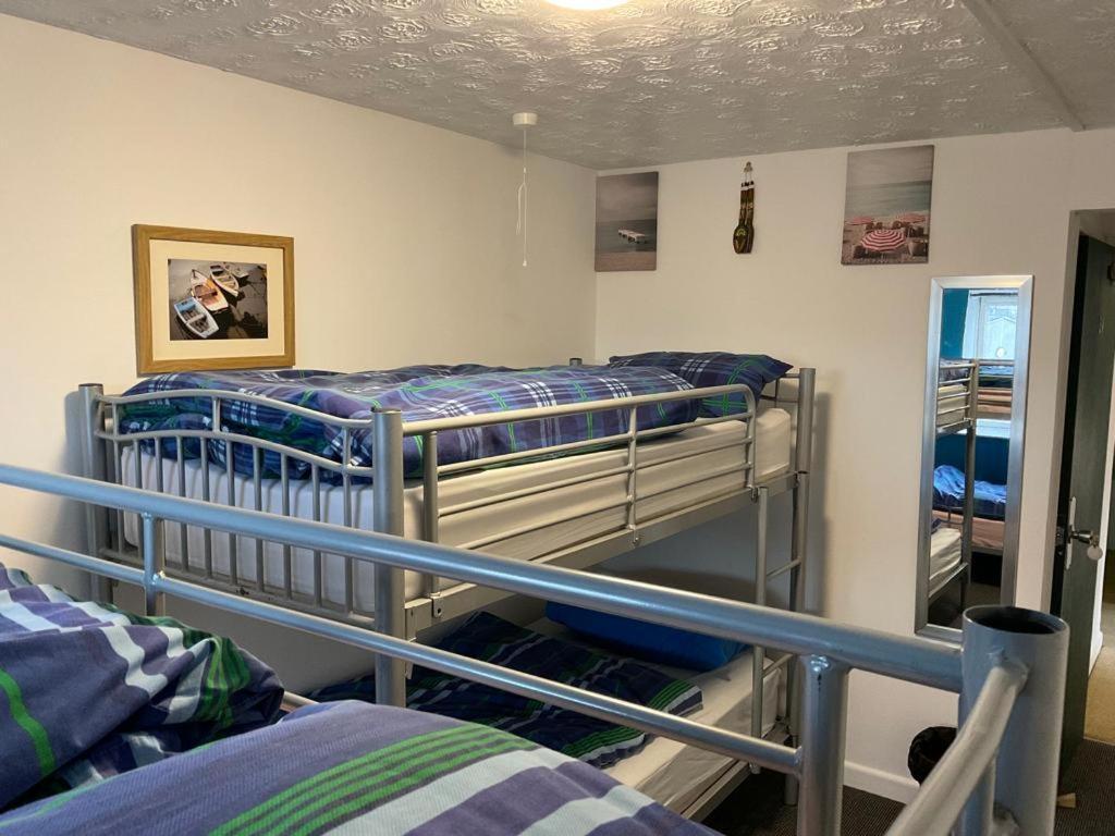 Blue Room Hostel Newquay 新码头 外观 照片